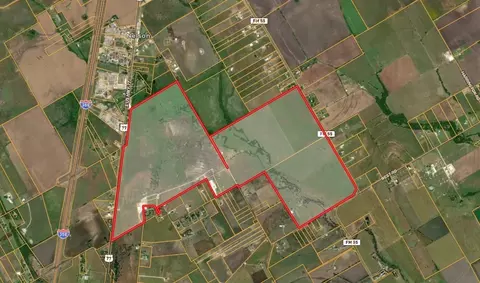 5365 S 77 Hwy, Waxahachie, TX 75165