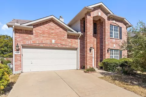 5229 Cedar View Ct, Watauga, TX 76137
