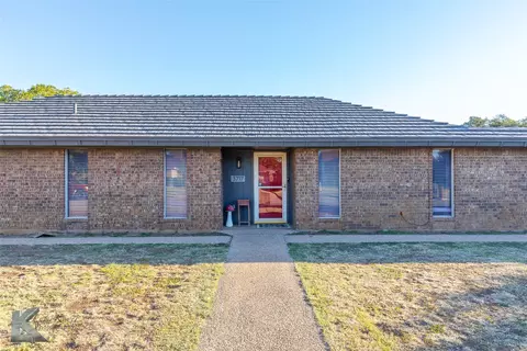 3717 Santa Monica Dr, Abilene, TX 79605