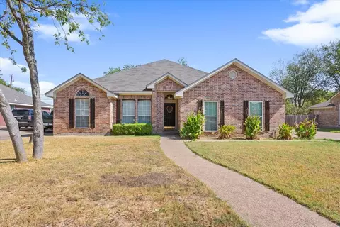 736 Tahoe Trail Dr, Hewitt, TX 76643