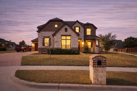 2523 Melissa Dianne Dr, Arlington, TX 76001