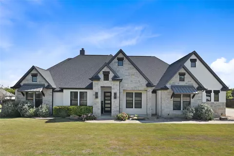 109 Vail Ln, Waxahachie, TX 75167