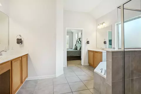 Entry Way - 2612 Dancing Flame Dr, Denton, TX 76201 photo 1 of 4