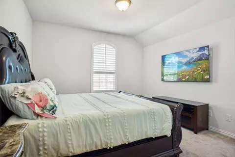 Bedroom - 2612 Dancing Flame Dr, Denton, TX 76201 photo 2 of 4
