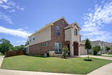 Exterior - 2612 Dancing Flame Dr, Denton, TX 76201 photo 2 of 3
