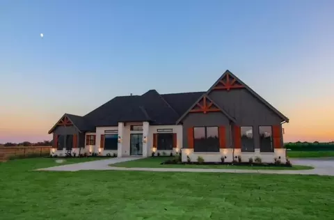 1420 Fm 387, Waxahachie, TX 75165