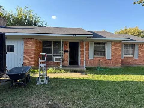 705 Donald Dr, Garland, TX 75041