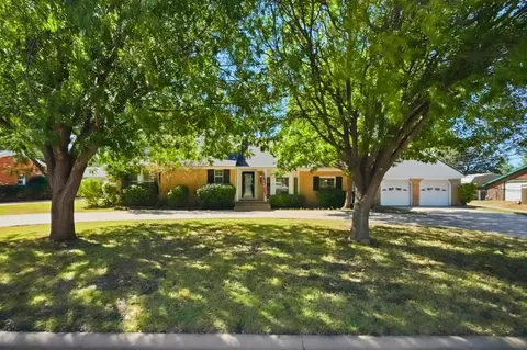 2016 Regent Dr, Abilene, TX 79605