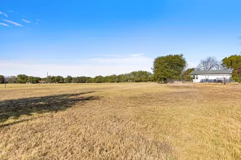 Exterior - 709 Old Rosenthal Rd, Lorena, TX 76655 photo 13 of 13