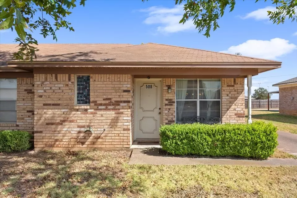 Exterior - 508 Karen Dr #512, Hewitt, TX 76643 photo 11 of 11