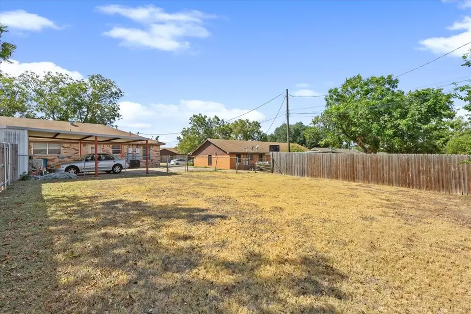 Exterior - 508 Karen Dr #512, Hewitt, TX 76643 photo 8 of 11