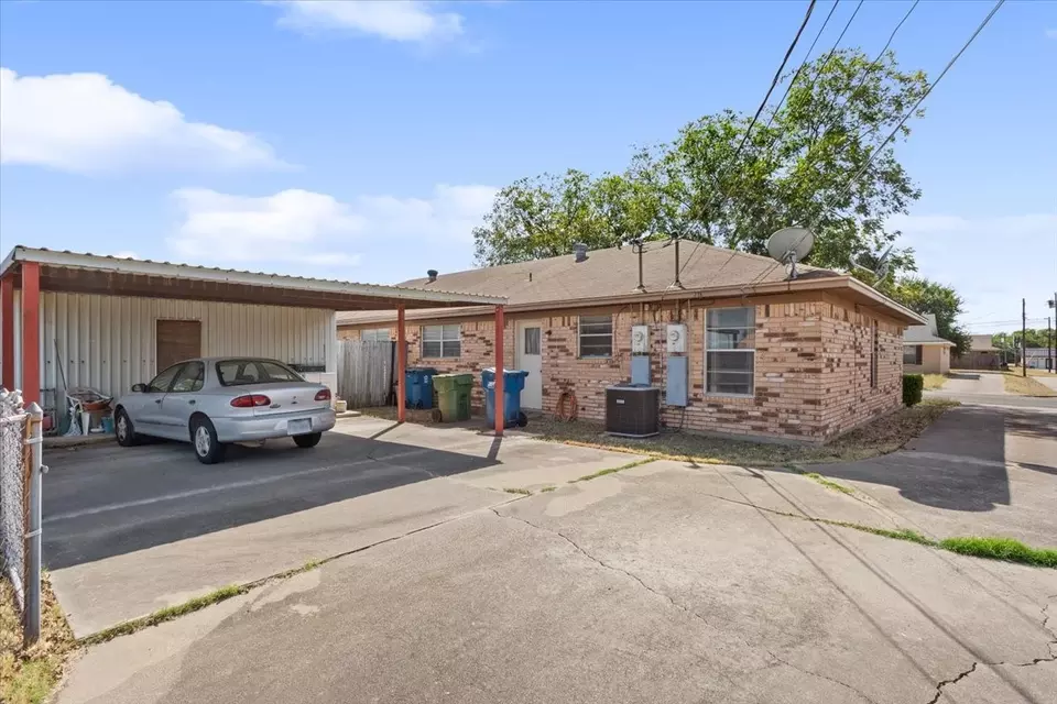 Exterior - 508 Karen Dr #512, Hewitt, TX 76643 photo 6 of 11