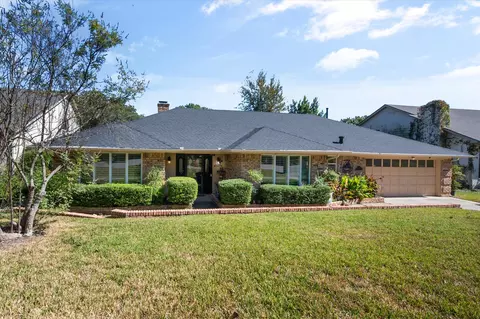 4807 Misty Wood Ct, Arlington, TX 76017