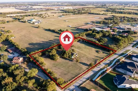1010 Kc Robinson Ln, Celina, TX 75009