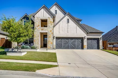5637 Pope Creek Rd, Fort Worth, TX 76126