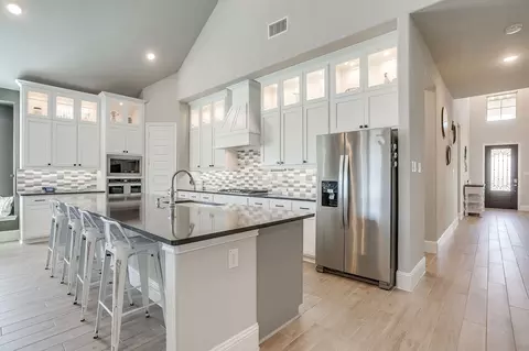 5637 Pope Creek Rd, Fort Worth, TX 76126