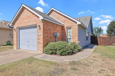 10718 Edgewest Ter, Fort Worth, TX 76108