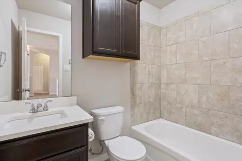Bath - 2712 Beutel Rd, Lorena, TX 76655 photo 5 of 7
