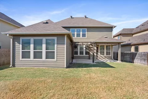 Exterior - 2712 Beutel Rd, Lorena, TX 76655 photo 3 of 5
