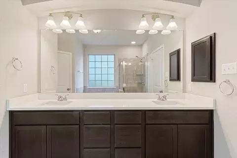 Bath - 2712 Beutel Rd, Lorena, TX 76655 photo 1 of 7
