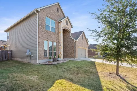 Exterior - 2712 Beutel Rd, Lorena, TX 76655 photo 4 of 5