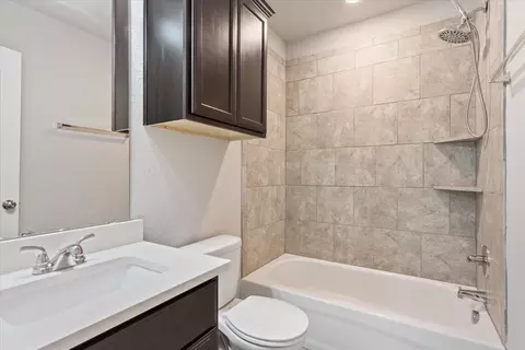 Bath - 2712 Beutel Rd, Lorena, TX 76655 photo 6 of 7