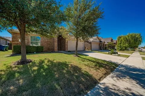 2125 Hartley Dr, Forney, TX 75126