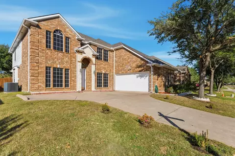 2117 Trickling Creek Dr, Garland, TX 75041