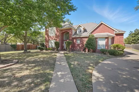 5010 Coventry Ln, Arlington, TX 76017