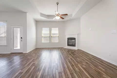 Living - 516 Maverick St, Anna, TX 75409 photo 2 of 4