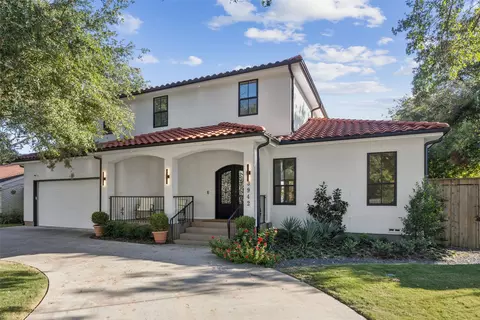3942 Highgrove Dr, Dallas, TX 75220