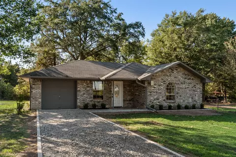 751 County Road 1240, Mount Pleasant, TX 75455