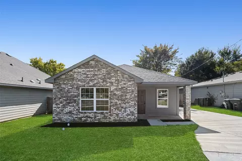 1616 E Robert St, Fort Worth, TX 76104