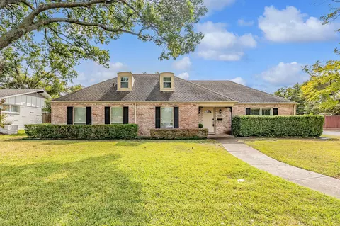 635 Winchester Dr, Richardson, TX 75080