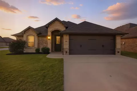 458 Silverton Dr, Granbury, TX 76049