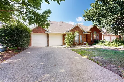 2104 Old Mcgarrah Rd, Mckinney, TX 75072