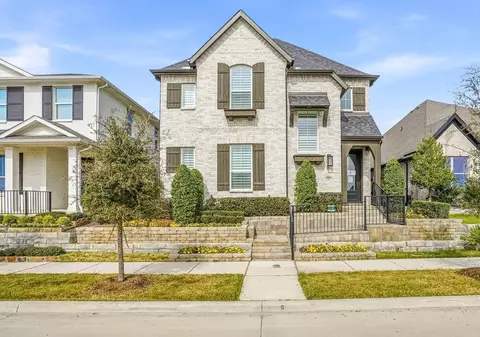 1013 Karis Blvd, Crowley, TX 76036