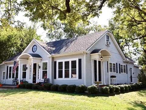 426 Mcgee St, Sherman, TX 75092