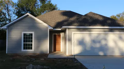 605 N College St, Malakoff, TX 75148