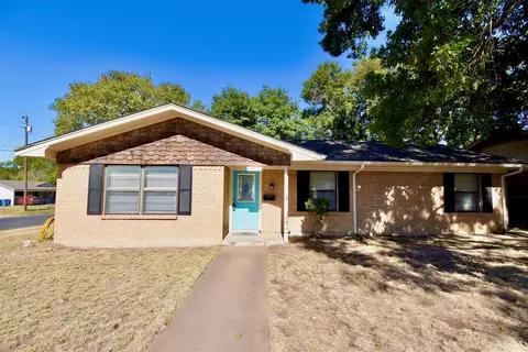 2410 W 5th Ave, Corsicana, TX 75110