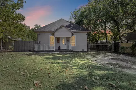 304 Dunn St, Waxahachie, TX 75165