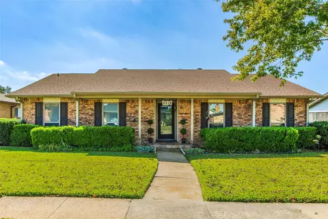 2212 Proctor Dr, Carrollton, TX 75007