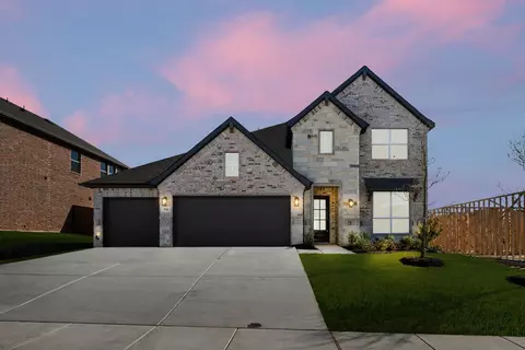 516 Waterford Park Blvd, Weatherford, TX 76087