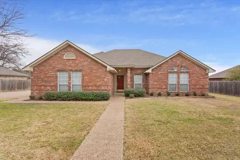 708 N Old Robinson Rd, Robinson, TX 76706