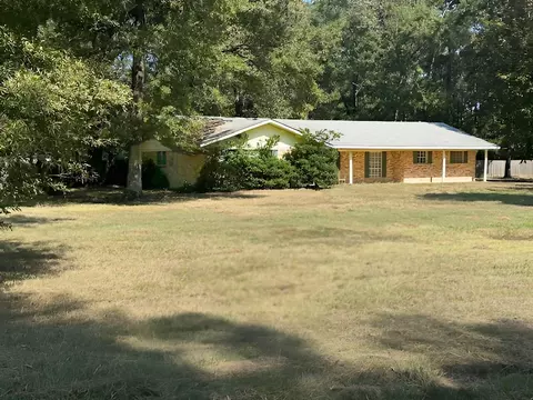 415 Pueblo Ln, Shreveport, LA 71106