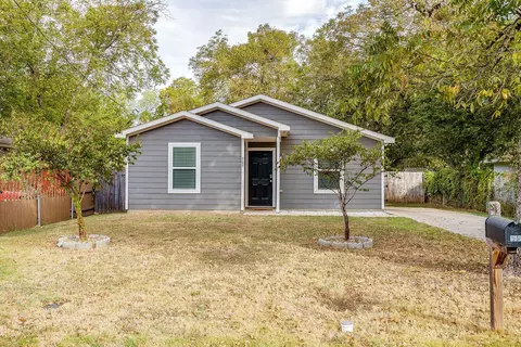 609 E Willingham, Cleburne, TX 76031