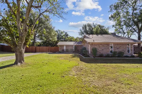 3233 Ellen Dr, Commerce, TX 75428 photo 3