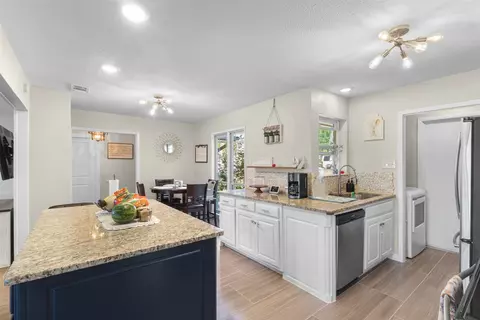 3233 Ellen Dr, Commerce, TX 75428 photo 11