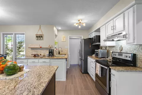 3233 Ellen Dr, Commerce, TX 75428 photo 10