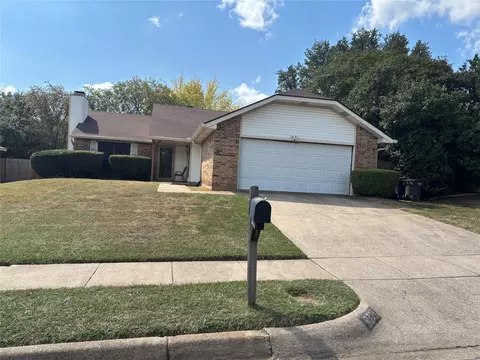 7728 Portman Ave, Fort Worth, TX 76112